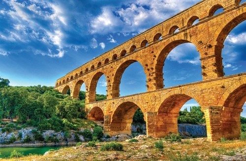 Cầu dẫn nước Pont du Gard 